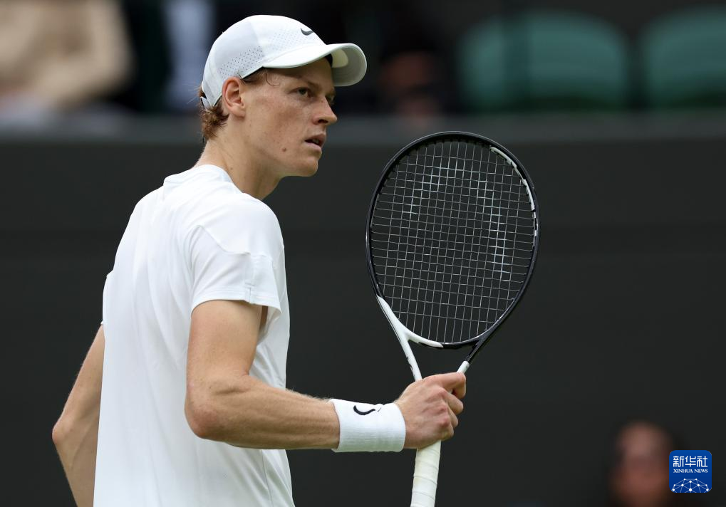 且在休赛期 且在休赛期