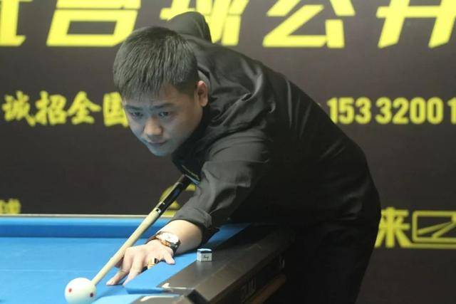 它依赖三个 它依赖三个